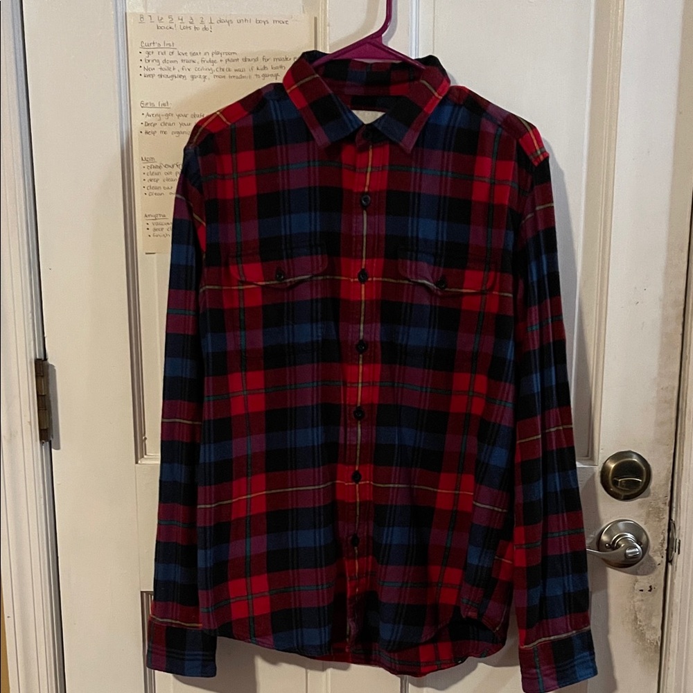 American Eagle Outfitters Red and Navy Plaid Button-Down Shirt
